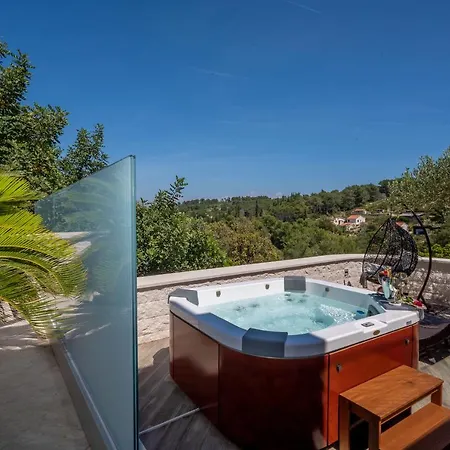 Uniquely Designed Ivana With Outdoor Jacuzzi Nearby The Pebble Banje At The Island Of Solta Villa *