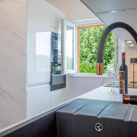 Uniquely Designed Ivana With Outdoor Jacuzzi Nearby The Pebble Banje At The Island Of Solta *