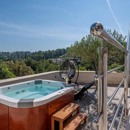 Villa Ivana: Seaside Retreat With Outdoor Jacuzzi On Solta Island *