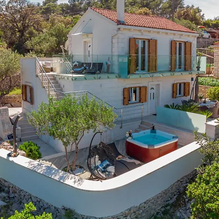 Villa Ivana: Seaside Retreat With Outdoor Jacuzzi On Solta Island