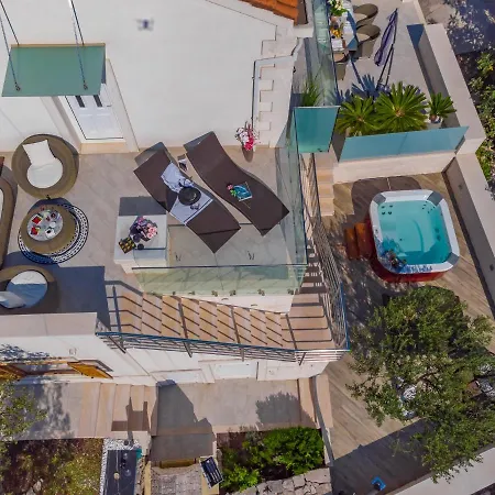 Ivana: Seaside Retreat With Outdoor Jacuzzi On Solta Island Villa