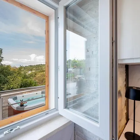 Uniquely Designed Ivana With Outdoor Jacuzzi Nearby The Pebble Banje At The Island Of Solta *